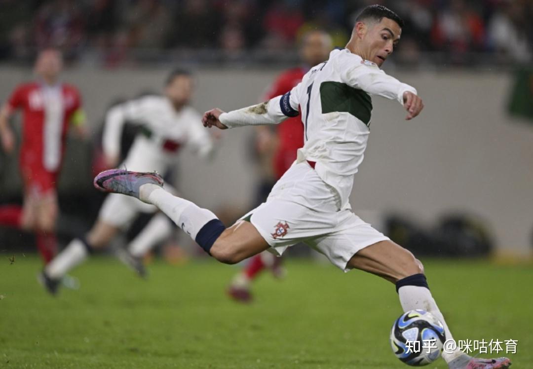 葡萄牙大胜卢森堡，提前锁定欧洲杯资格